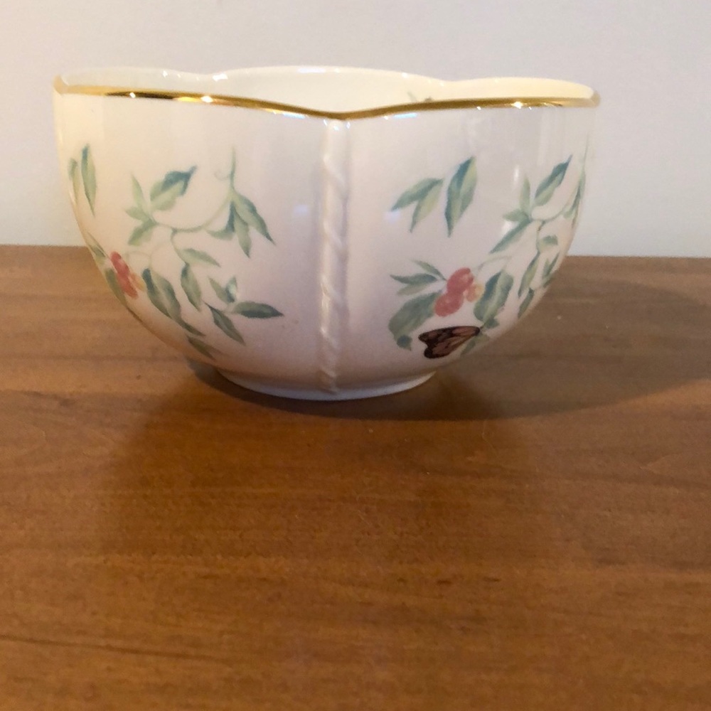 Lenox bowl